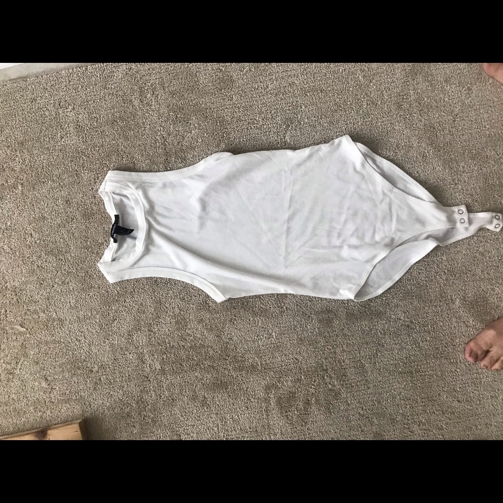White ribbed body suit